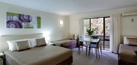 Ibis Styles Canberra Tall Trees - Hotel Accommodation 2