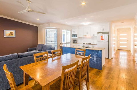 Fraser Island Beach Houses - Hotel Accommodation 5