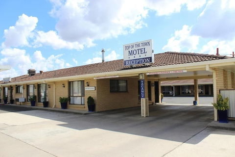 Top Of The Town Motel - Hotel Accommodation 2