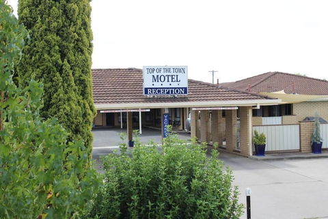 Top Of The Town Motel - Hotel Accommodation 5