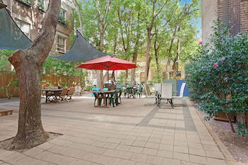 Blue Parrot Backpackers - Hotel Accommodation 4