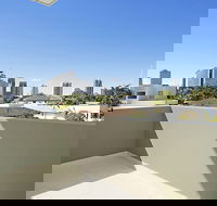 Ray of Sunshine - Hotel Accommodation