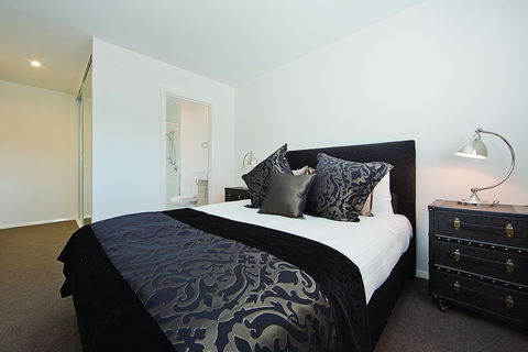 Accommodate Canberra - Domain - Hotel Accommodation 0