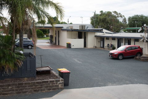Pioneer Station Motor Inn - Hotel Accommodation 0