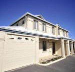 Palm Beach Manor - Hotel Accommodation