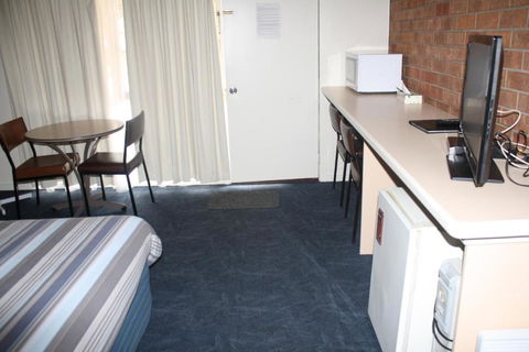 Omeo Motel - Hotel Accommodation 6