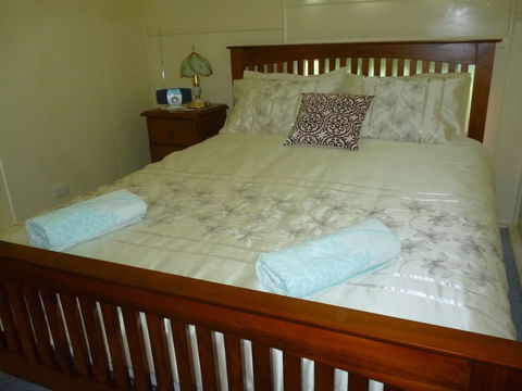 Christmas Creek Cafe & Cabins - Hotel Accommodation 5