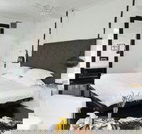 Circa 1936 - Hotel Accommodation