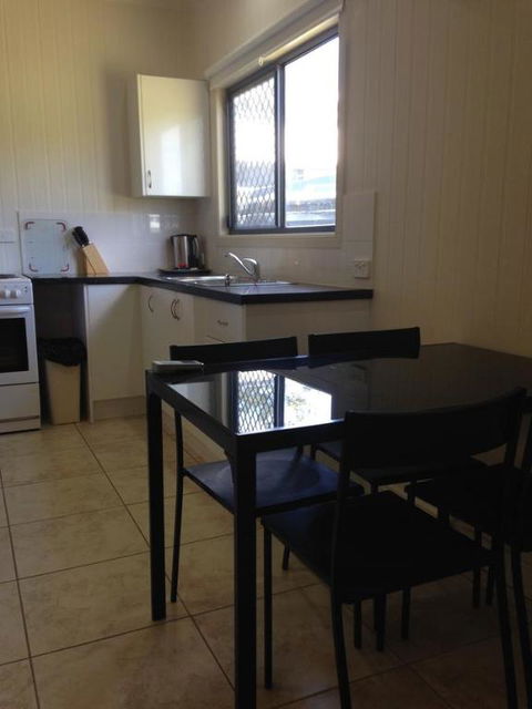 Horsepower Cabins - Hotel Accommodation 1