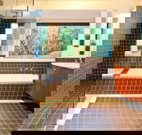 Pure Indulgence - Hotel Accommodation