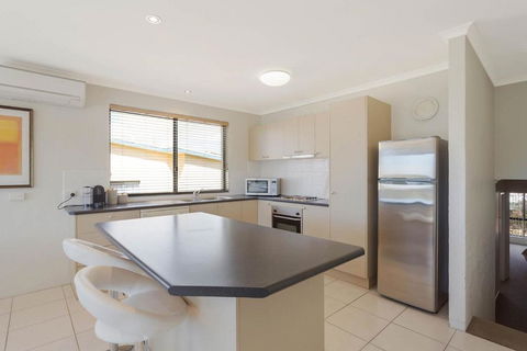 Seachange 3 - Hotel Accommodation 1