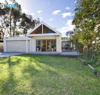 Torquay Retreats Eighteen Beach - Hotel Accommodation