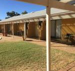 Carnarvon Caravan Park - Hotel Accommodation