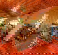 Island View Spa Cottage - Hotel Accommodation