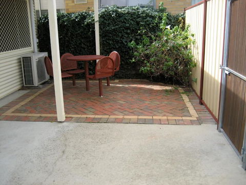 Bloomsbury Cottage - Hotel Accommodation 2