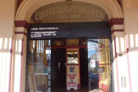 Criterion Hotel Warwick - Hotel Accommodation 1