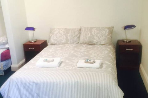 Ross Hotel - Hotel Accommodation 5