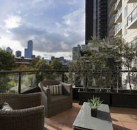 Platinum Apartments on Whiteman St - Hotel Accommodation