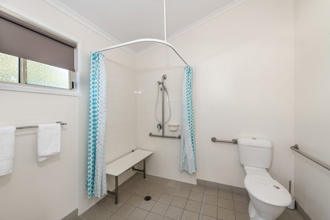 BIG4 Breeze Holiday Parks - Bargara - Hotel Accommodation 1