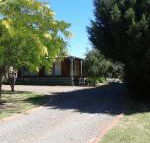 Sunburst Retreat - Hotel Accommodation
