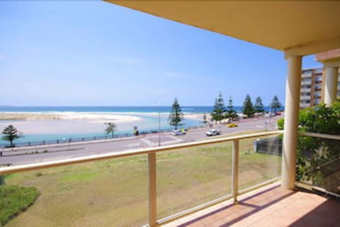 Avilla Court 2 - Hotel Accommodation 1