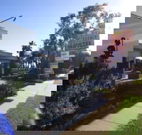 Red Chief Motel - Hotel Accommodation