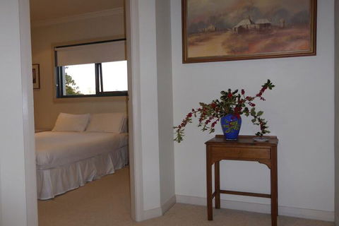 A Colourcity Apartments - Hotel Accommodation 5