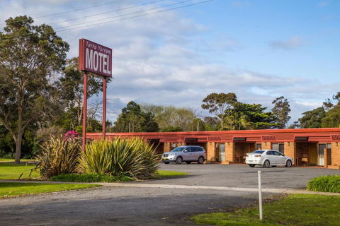 Tarra Motel - Hotel Accommodation 3