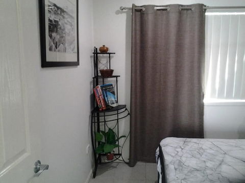 Bottlebrush B&B - Hotel Accommodation 4