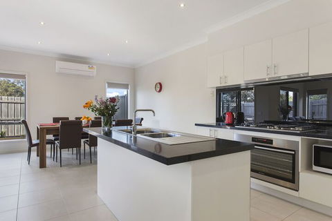 Bradford Place Melbourne - Hotel Accommodation 1