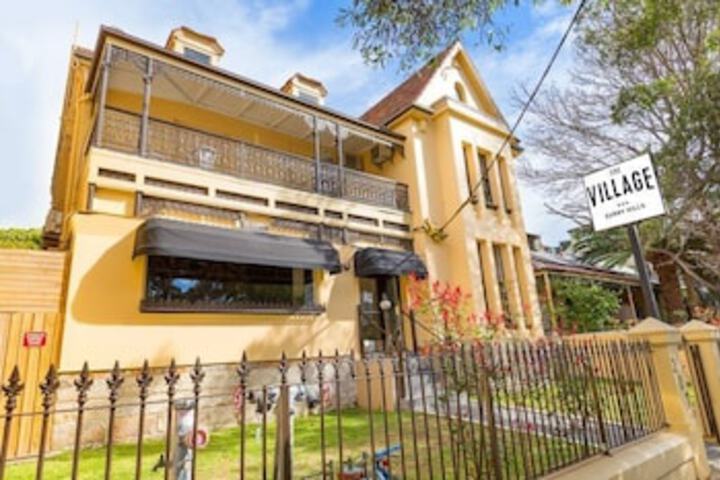 Surry Hills NSW Hotel Accommodation