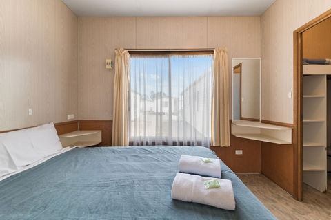 Benalla Tourist Park - Hotel Accommodation 0