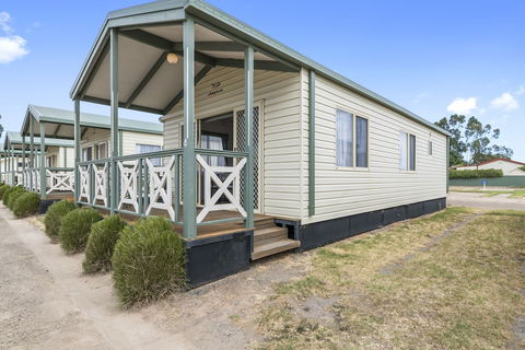 Benalla Tourist Park - Hotel Accommodation 1