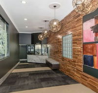 Spring Hill Central Apartments - Hotel Accommodation