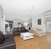 Oakland Cottage - Hotel Accommodation