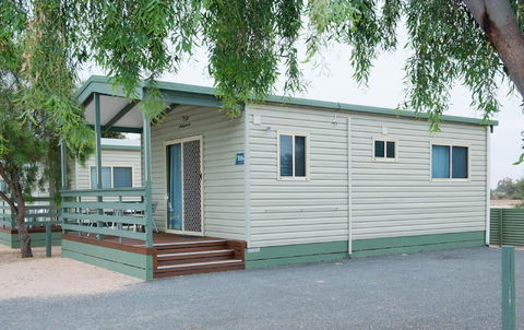 Berri Riverside Holiday Park - Hotel Accommodation 4
