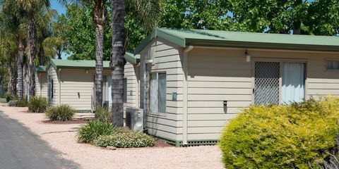 Berri Riverside Holiday Park - Hotel Accommodation 0