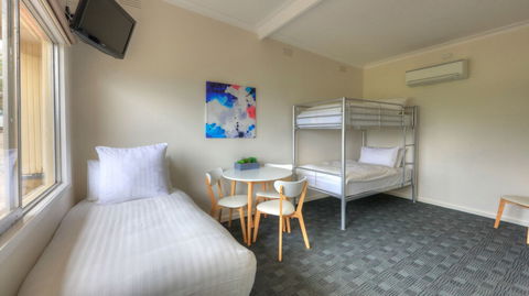 Corryong Hotel Motel - Hotel Accommodation 2