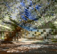 Wyadup Brook Cottages - Hotel Accommodation