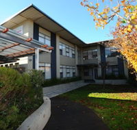 Glenelg Holiday Apartments-Ellis - Hotel Accommodation