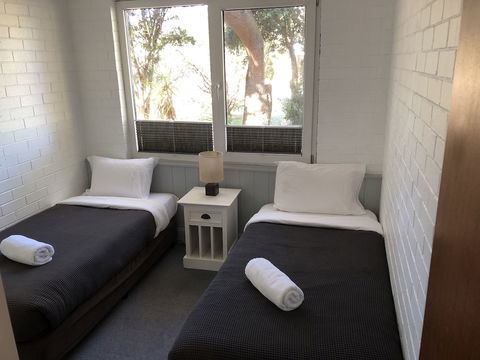 The Lodge Broulee - Hotel Accommodation 5