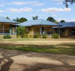 Tooleybuc River Retreat Villas - Hotel Accommodation