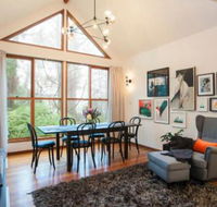 Artist on Everest - Hotel Accommodation