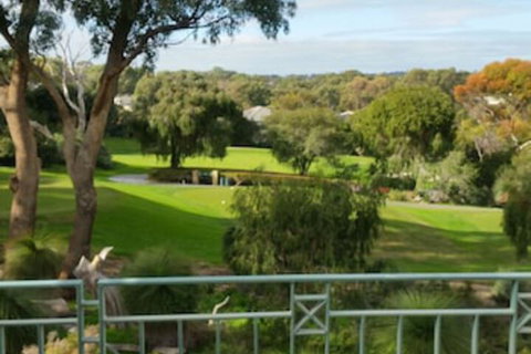 Joondalup Golf Retreat - Hotel Accommodation 0