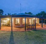 Yallingup Pet Friendly Bush Retreat - Hotel Accommodation