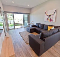 Waterfront Apartments - Hotel Accommodation