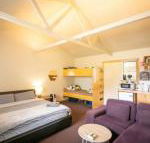 3 Hills at the Good Place - Hotel Accommodation