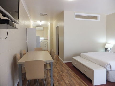 Nagambie Caravan Park & Motel - Hotel Accommodation 0