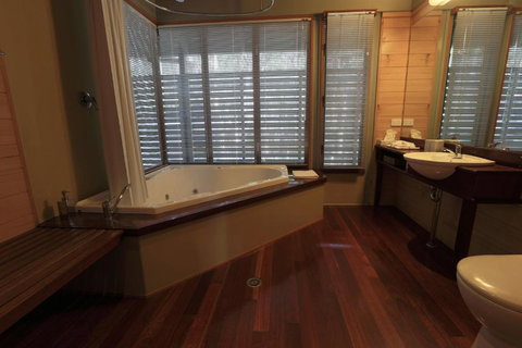 Bombah Point Eco Cottages - Hotel Accommodation 3