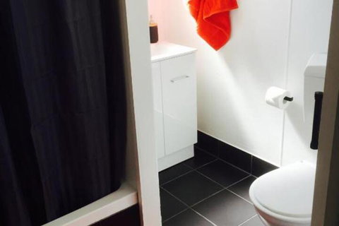 Cottage On Cork Muddy Cottage - Hotel Accommodation 2